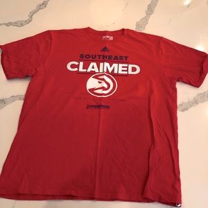 Atlanta Hawks t-shirt